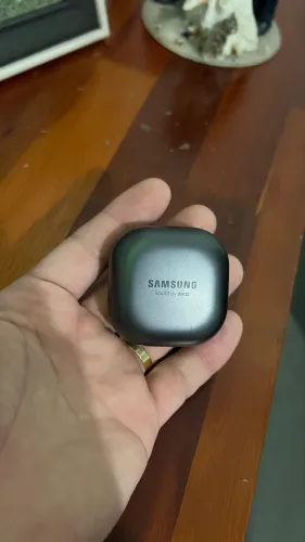 Fones de ouvido Samsung Galaxy Buds Live AKG