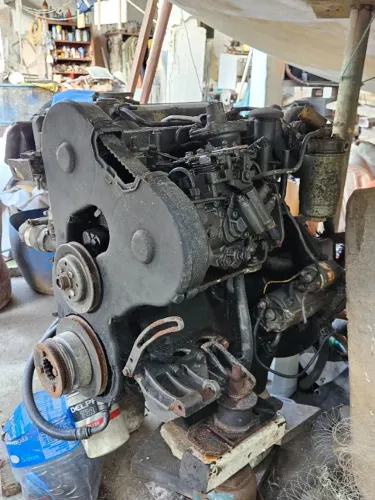Motor Diesel - Volvo MD22 + Reversor ou Separados 
