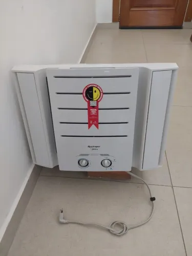 Ar Condicionado de Janela 12 mil BTUs