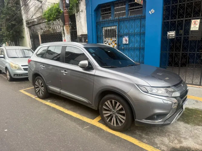 Mitsubishi Outlander HPE-S 2.2 Diesel 4X4 Aut. 2019