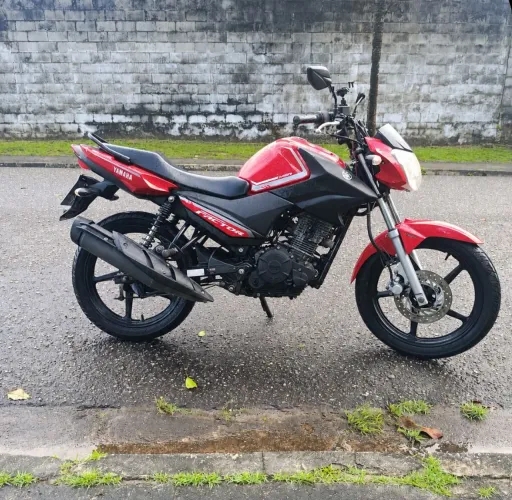 Vendo Factor 2023/2024. 2 pneus novos