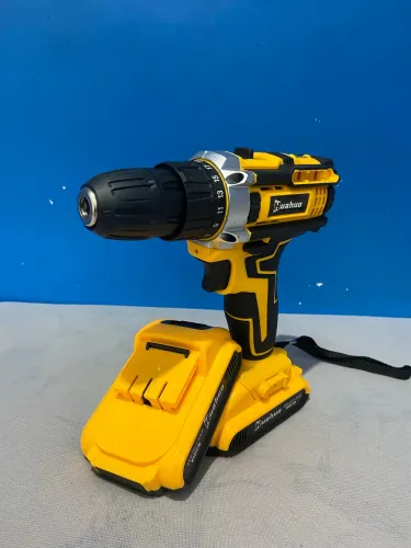 Vendo Parafusadeira Huahuo 26V Completa