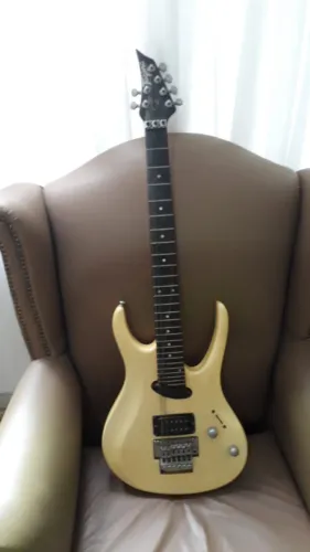 Guitarra Tagima Zero Hand Made in Brazil década de 90