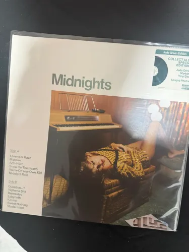 TAYLOR SWIFT MIDNIGHTS JADE GREEN