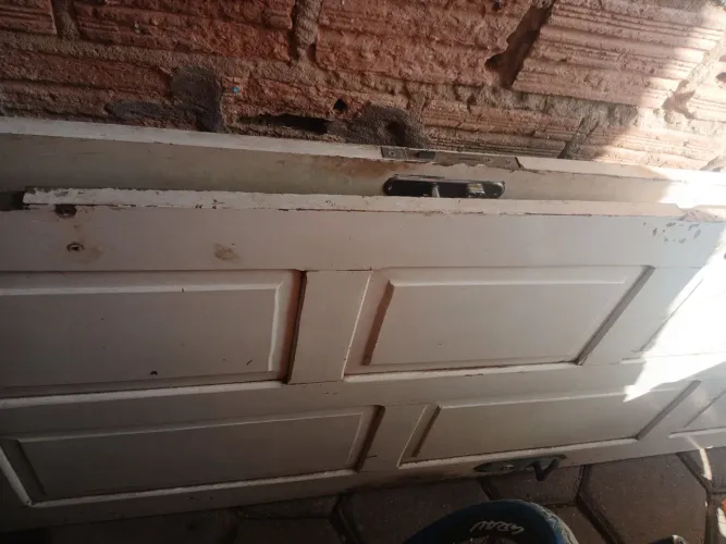 Vendo duas portas estão boas