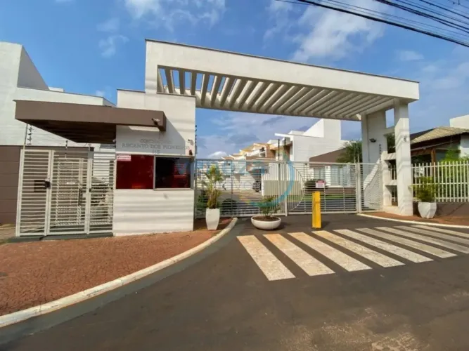 Casa à venda com 3 quartos, no Condomínio Recanto dos Pioneiros, Zona Leste de Londrina