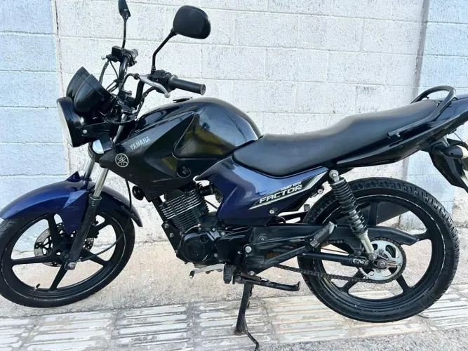 Vende se Factor 125 2010/11
