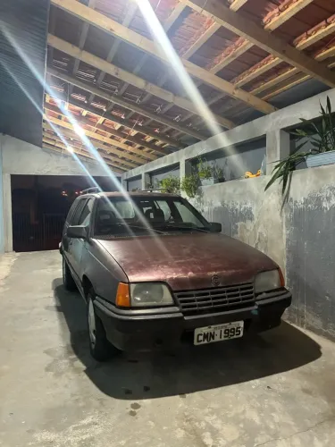 Chevrolet Ipanema GL 1.8 MPFI / EFI /SL 4P 1995