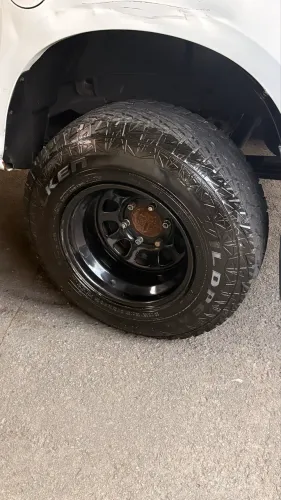 Jogo de Pneus Falken Wildpeak 235/75 R15 (Estado de Zero) + Rodas Daytona 15x10