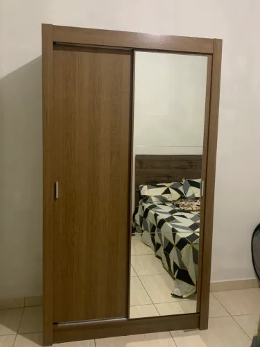 Vendo guarda-roupa