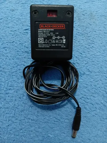 Carregador / Fonte Black & Decker Original 5V 280mA (Bivolt)