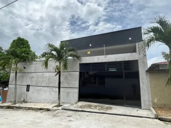 VENDO - CASA EDUARDO GOMES- BAIRRO-HILEIA
