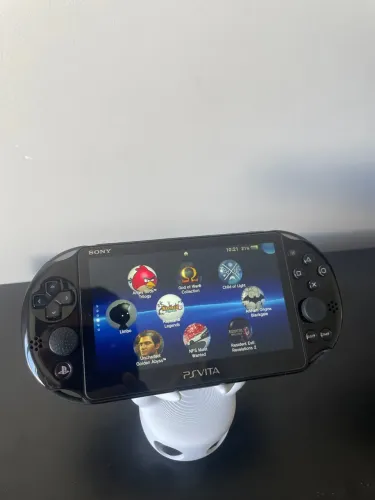 PS VITA SLIM
