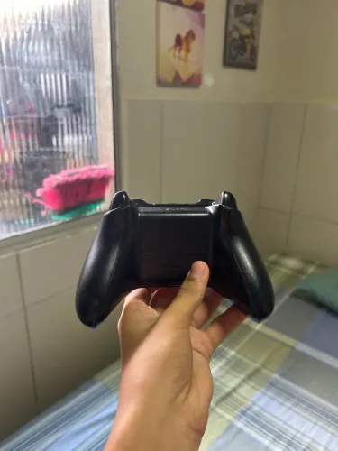 CONTROLE DE XBOX ONE SEMINOVO