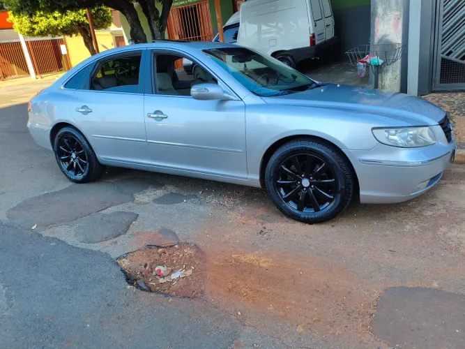 Hyundai Azera GLS 3.3 V6 24V 4P Aut. 2009