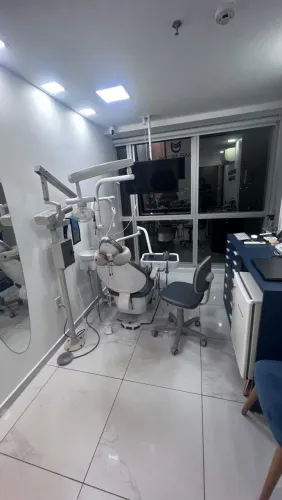 Cadeira Odontológica Gnatus G1 Fit SF - R$ 13.000