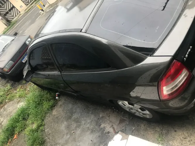 Chevrolet Astra 2.0/ CD/ Sunny/ GLS 2.0 8V 3P 2001