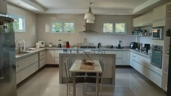 Oportunidade - Casa em Condomínio Parque da Mantiqueira - Santo Antônio do Pinhal 5 dormit