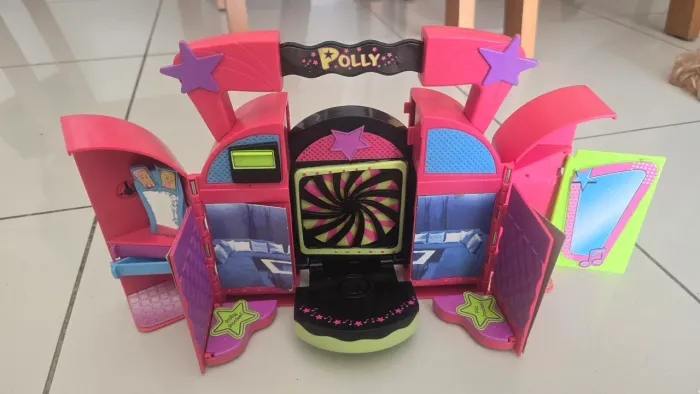 Polly