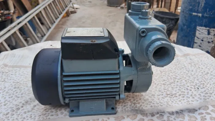 Bomba d'água auto aspirante banco de 1/2 CV 127 V
