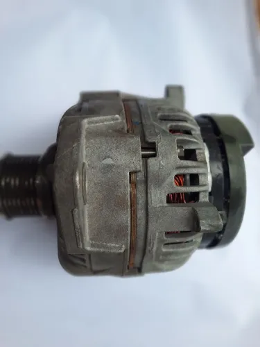 Vendo alternador de 80Amp 24v serve pra ônibus microônibus e caminhões