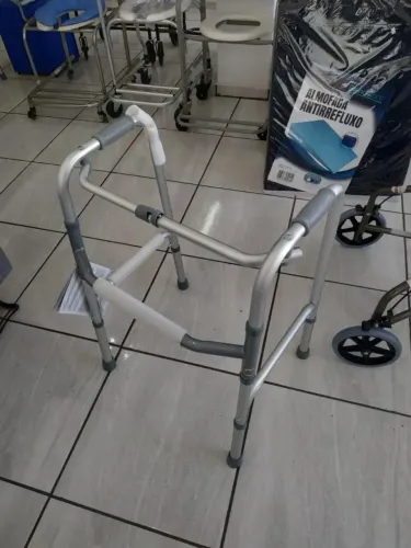 Andador Articulado Hidrolight para idosos 