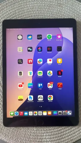 iPad 7ª geração 32gb<br>32Gb<br>Cor Cinza Gray<br>Valor $650,00<br>Aceitamos cartão