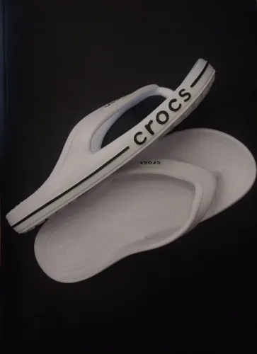 Chinelo CROCS