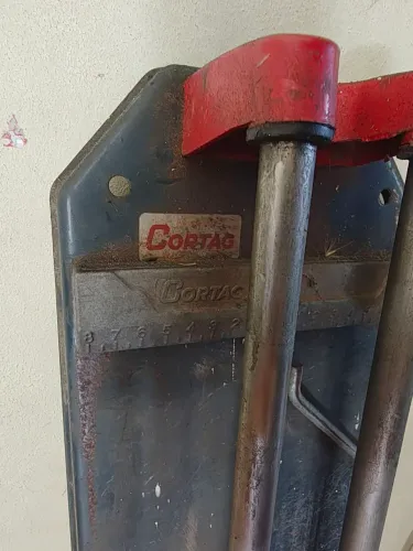 Cortador de piso e porcelanato