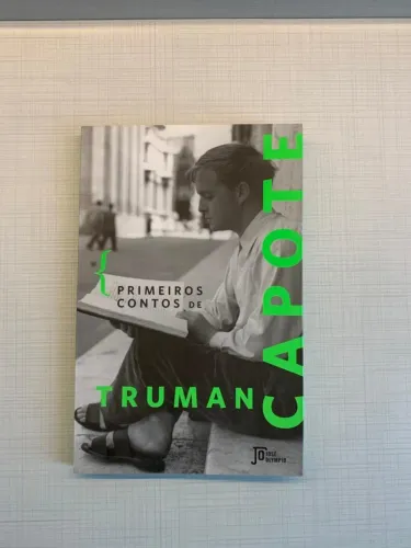 Livro Primeiros Contos de Truman Capote