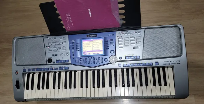 Teclado Yamaha PSR1100 Impecável