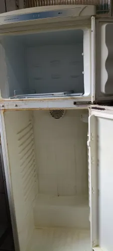 Vendo Geladeira Continental 