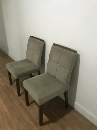 Cadeiras de Jantar Estofadas e Elegantes