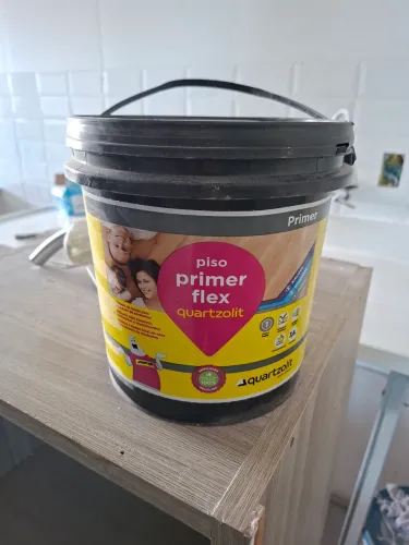Vendo primer flex para piso vinícolo quartilollzolit