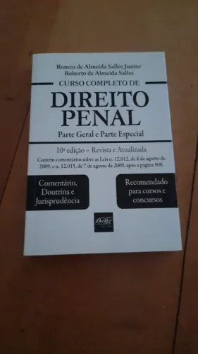 Livro Curso Completo de Direito Penal. Parte Geral e Parte Especial