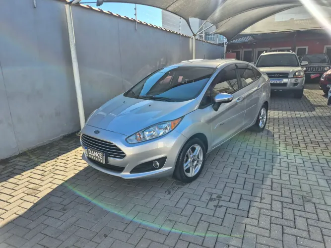 Ford Fiesta Sedan SEL 1.6 16V Flex Aut. 2017