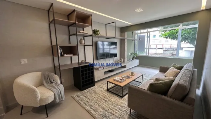 Apartamento à venda 3 suítes reformado vaga José Menino Santos/SP