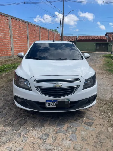 Chevrolet Onix Hatch LT 1.4 8V Flex Power Mec. 4P 2013