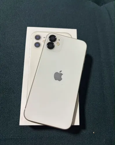 iPhone 11