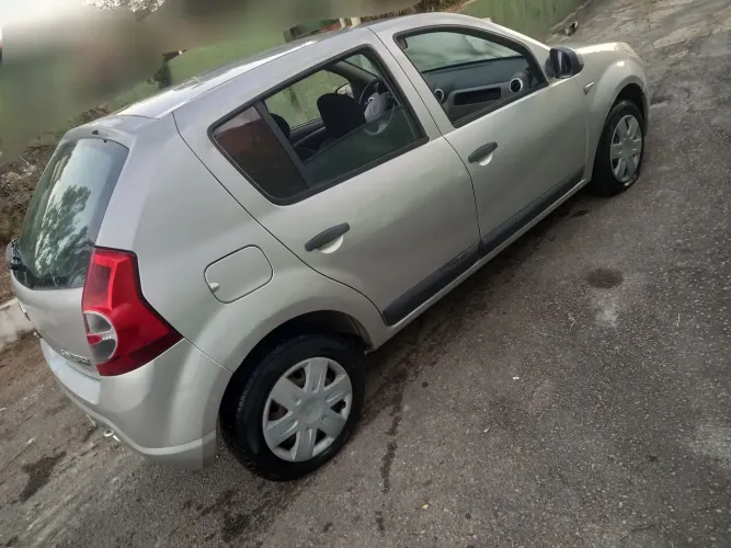 Renault Sandero Expression Hi-flex 1.6 8V 5P 2011