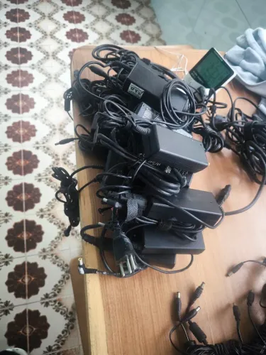 Lote carregador de Laptop