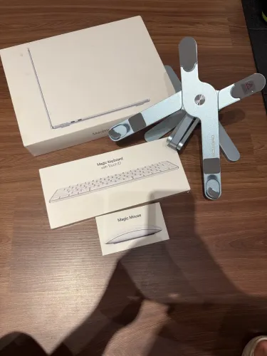 Apple MacBook Air M4 24Gb RAM e 512 de disco - Skyblue