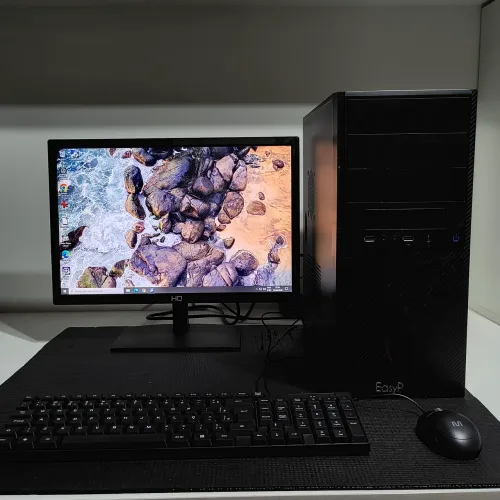 Vendo Computador de Mesa (CPU + Monitor) - Ideal para Estudo e Trabalho