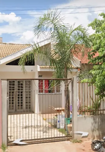 CASA 2 QUARTOS COM PISCINA