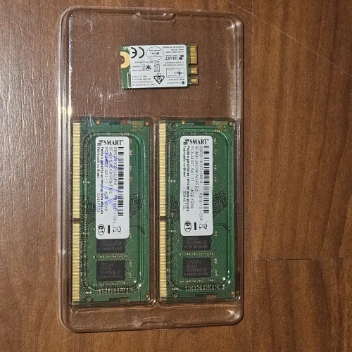 Kit 8GB DDR4 (2x4GB) 2400MHz para Notebook + Placa Wi-Fi M.2