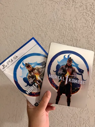 Vendo Steelbook completo Mortal Kombat 1 PS5