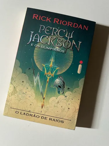 Percy Jackson e o Ladrão de Raios