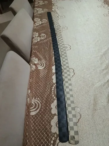 Vende-se Correia de cinto da Louis Vuitton só duas correias sem fivela