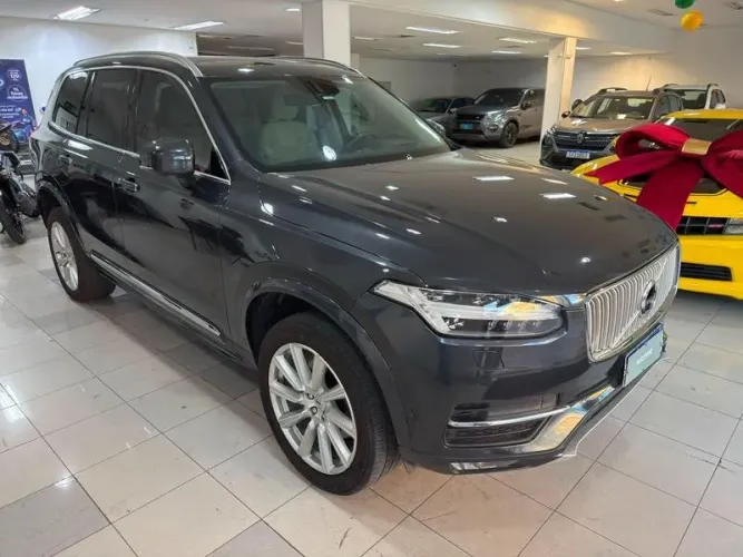 Volvo XC 90 D-5 Momentum 2.0 235cv Diesel 5P 2019