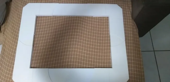 Moldura para ar condicionado de janela